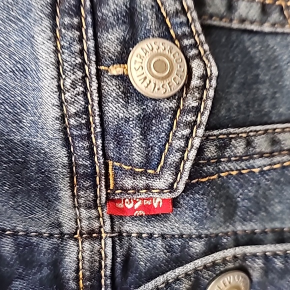 Levi Jean jacket - Picture 3 of 7